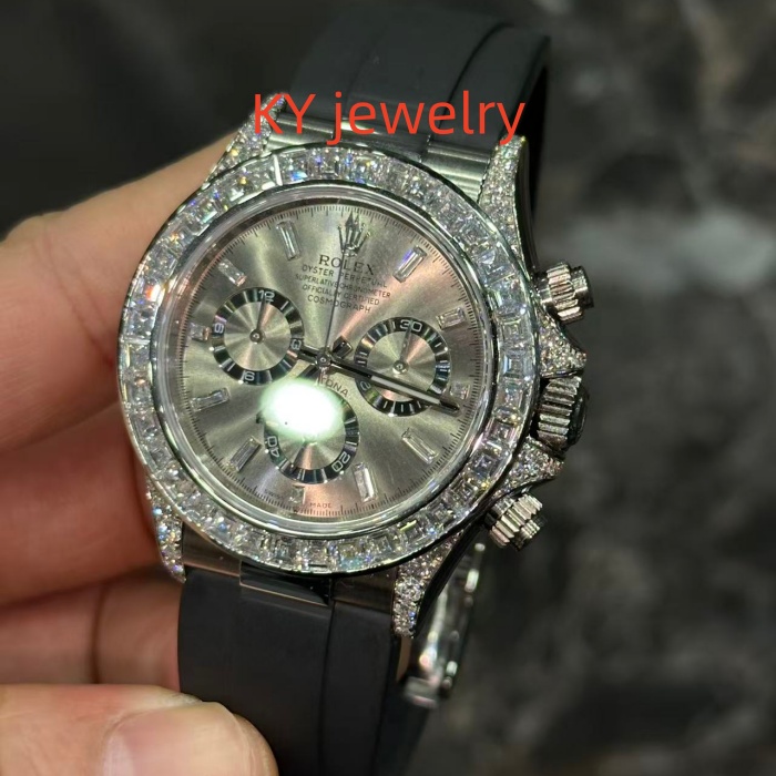 VVS Lab D color Rolex M126539-0002