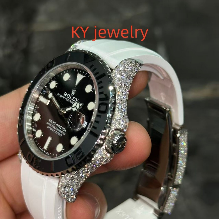 VVS Lab D color Rolex M126679SABR-0002