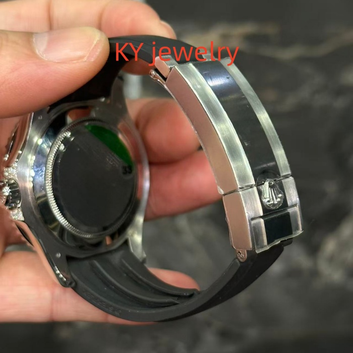 VVS Lab D color Rolex M126679SABR-0002
